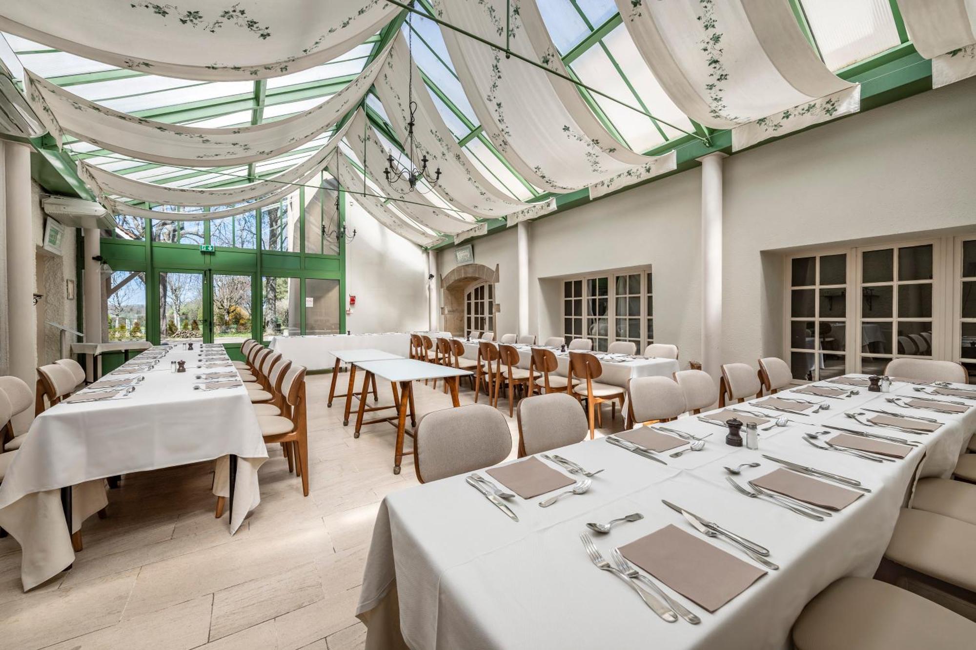 Le Relais Fleuri, Hotel Et Restaurant Logis - Avallon Sauvigny-le-Bois Luaran gambar